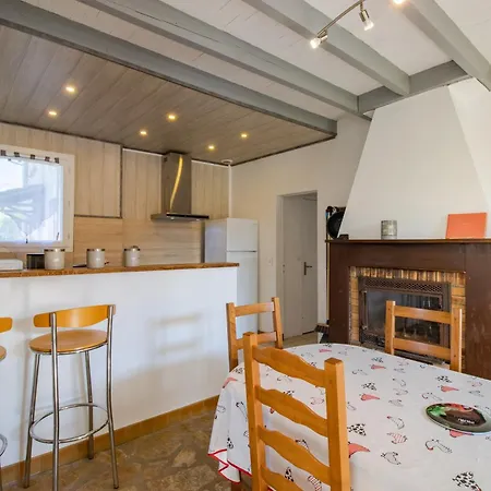 Casa de Férias La Salamandre Saint-Andre-d'Allas